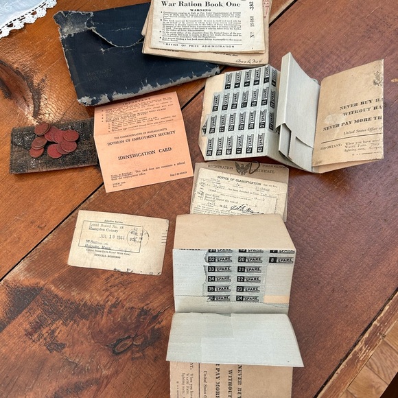 US 1944 WW2 Ration Card Lot - Picture 2 of 4